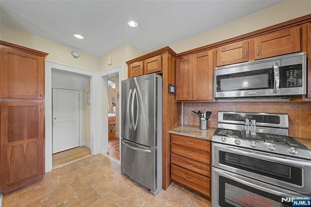287 Madison Avenue, New Milford, NJ 07646