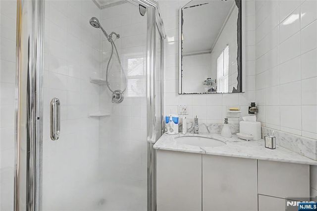 287 Madison Avenue, New Milford, NJ 07646