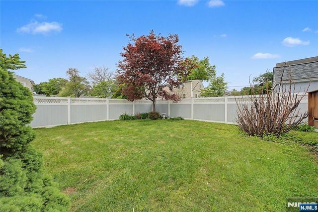 287 Madison Avenue, New Milford, NJ 07646