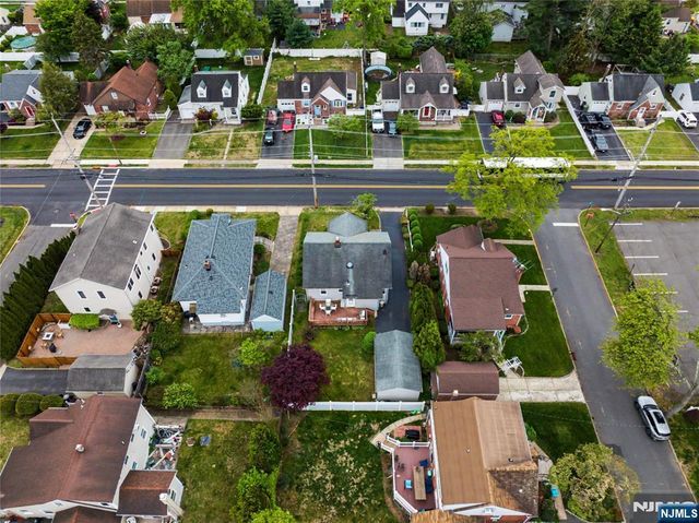 287 Madison Avenue, New Milford, NJ 07646