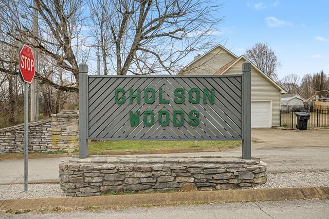 103 McKinley Dr, Columbia, TN 38401