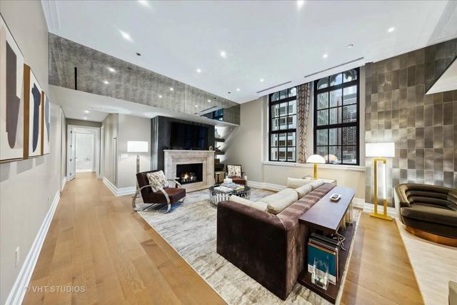 435 N Michigan Avenue 401, Chicago, IL 60611