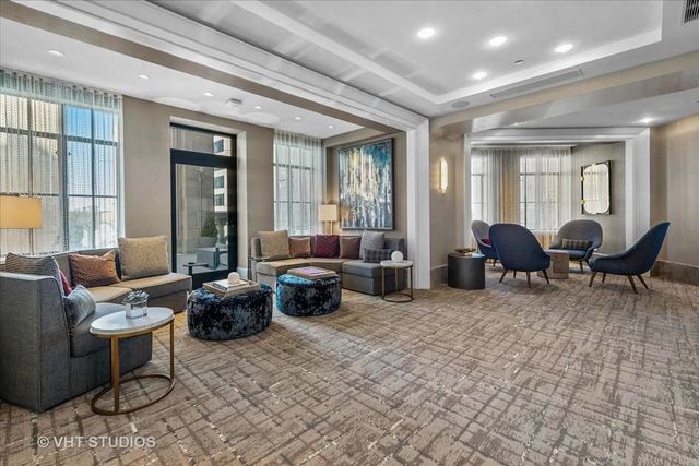 435 N Michigan Avenue 401, Chicago, IL 60611