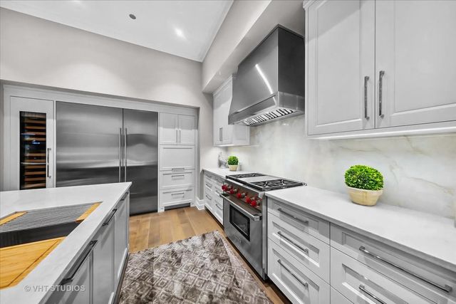 435 N Michigan Avenue 401, Chicago, IL 60611