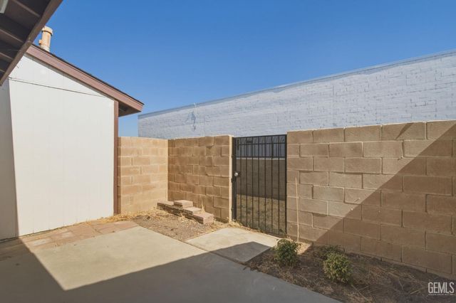 4600 Beechwood Street 98, Bakersfield, CA 93309