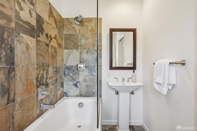 327 London Street, San Francisco, CA 94112