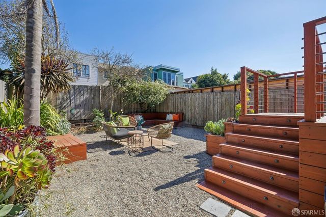 327 London Street, San Francisco, CA 94112