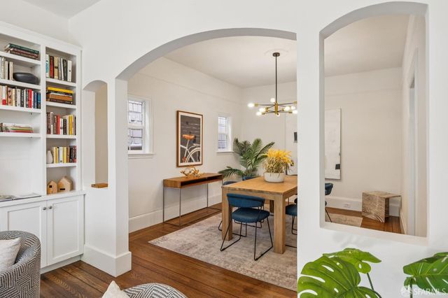 327 London Street, San Francisco, CA 94112