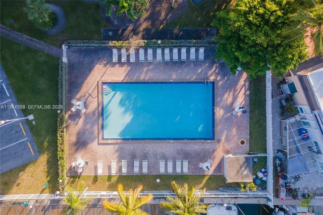 2821 N Miami Beach Boulevard 4M, North Miami Beach, FL 33160