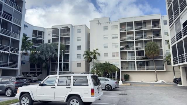 2821 N Miami Beach Boulevard 4M, North Miami Beach, FL 33160