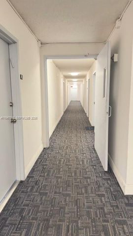 2821 N Miami Beach Boulevard 4M, North Miami Beach, FL 33160