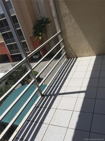 2821 N Miami Beach Boulevard 4M, North Miami Beach, FL 33160