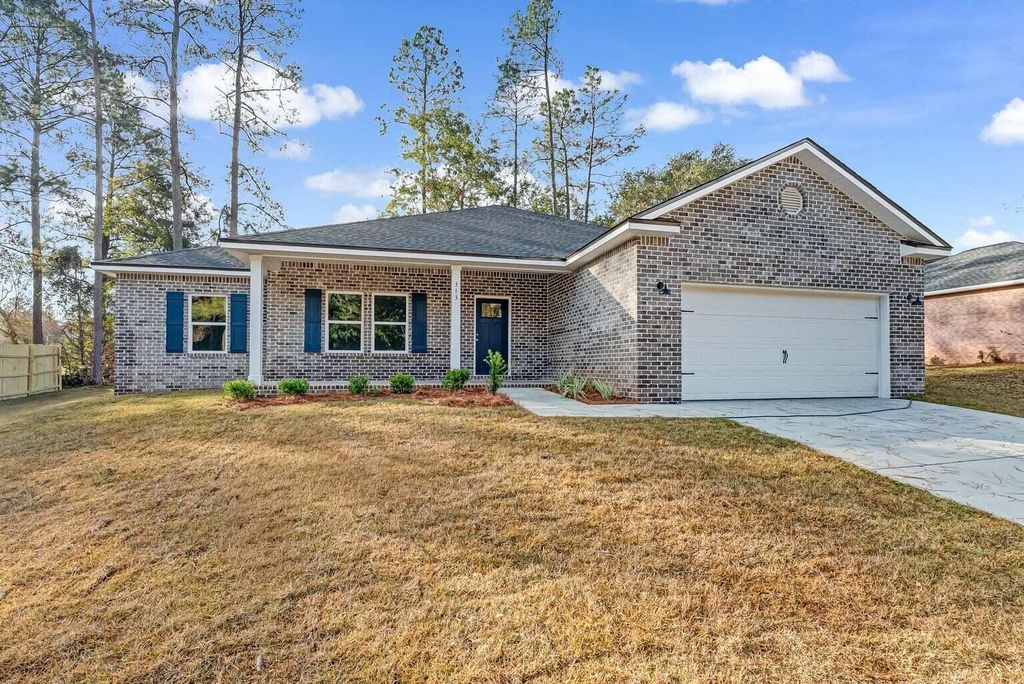 4004 Bear Creek Road, Crestview, FL 32539
