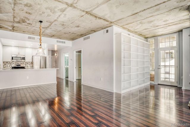 275 S Harrison Street 208, Denver, CO 80209