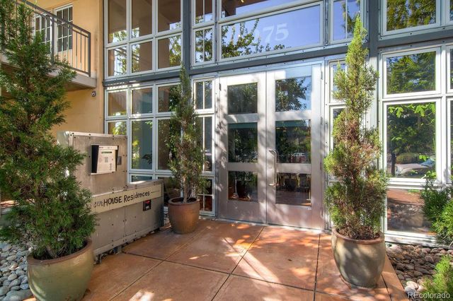 275 S Harrison Street 208, Denver, CO 80209