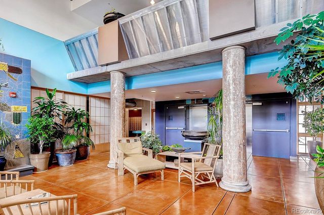 275 S Harrison Street 208, Denver, CO 80209