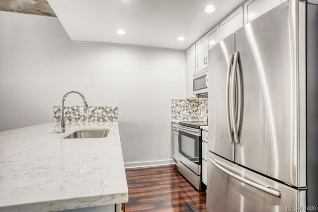 275 S Harrison Street 208, Denver, CO 80209