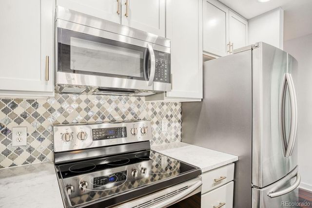 275 S Harrison Street 208, Denver, CO 80209