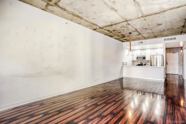 275 S Harrison Street 208, Denver, CO 80209