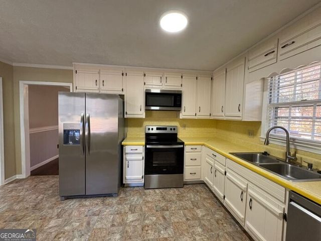 2490 Trent Drive, Marietta, GA 30066