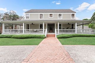 1075 Thomas Road, Beaumont, TX 77706