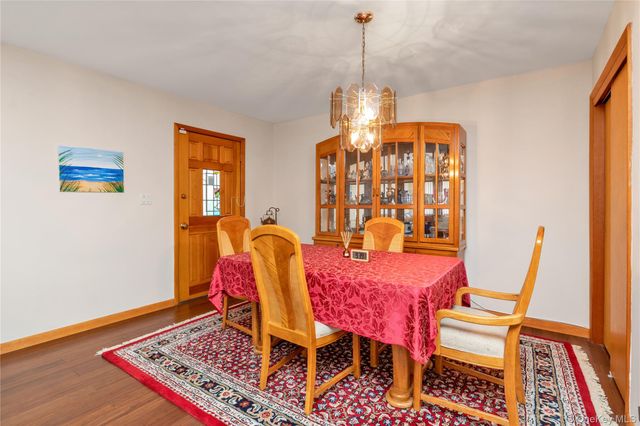 51-10 Douglaston Parkway, Douglaston, NY 11362