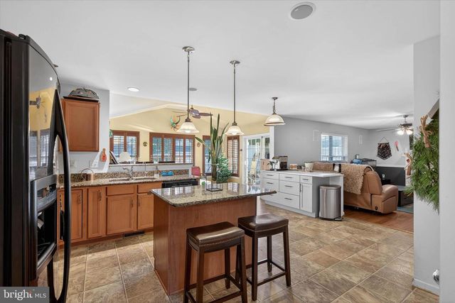 42 TYLER DR, Ephrata, PA 17522