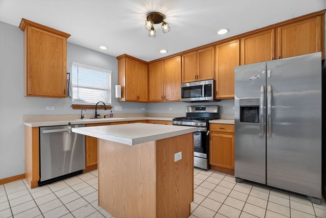 1509 Donegal Drive, Minooka, IL 60447