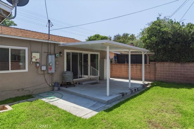 10225 Foster Rd, Downey, CA 90242