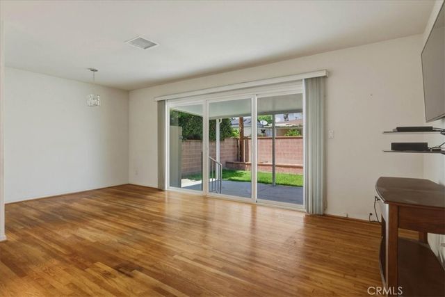 10225 Foster Rd, Downey, CA 90242