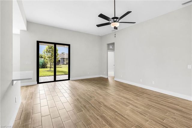 1525 SW 30th ST, Cape Coral, FL 33914