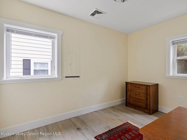 15 Browning Terrace, Kingston, NY 12401