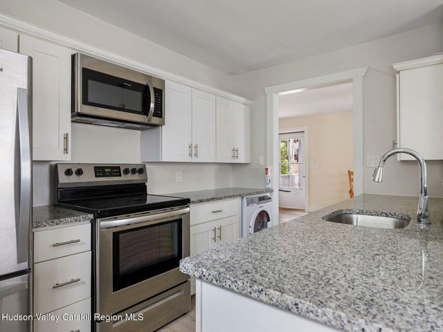 15 Browning Terrace, Kingston, NY 12401