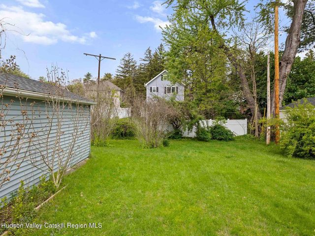 15 Browning Terrace, Kingston, NY 12401