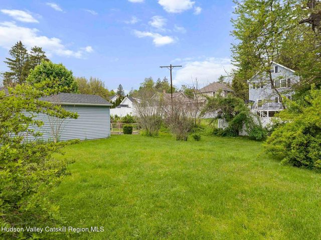 15 Browning Terrace, Kingston, NY 12401