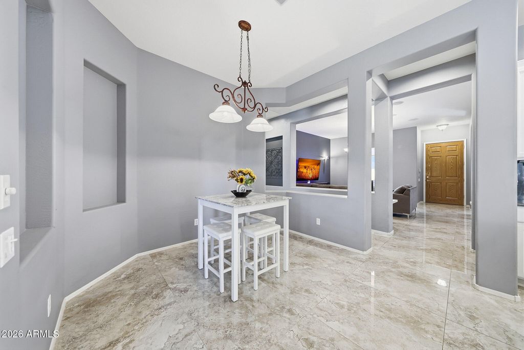 Image 16 of property listing at 42820 N LIVINGSTONE Way, Anthem, AZ 85086