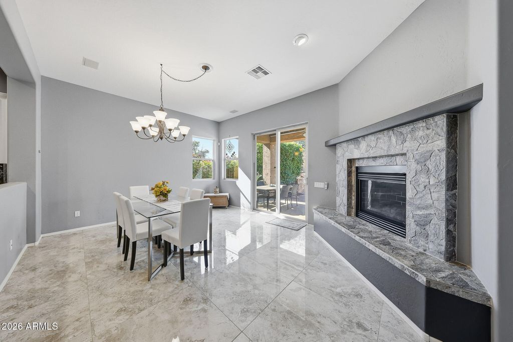Image 22 of property listing at 42820 N LIVINGSTONE Way, Anthem, AZ 85086