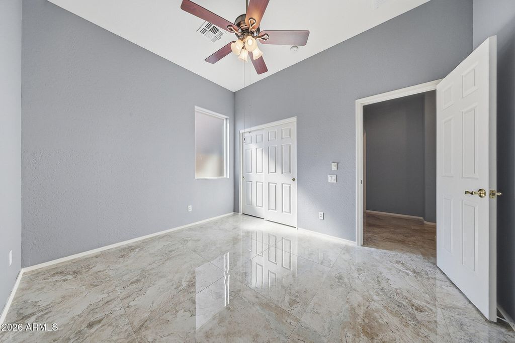 Image 38 of property listing at 42820 N LIVINGSTONE Way, Anthem, AZ 85086