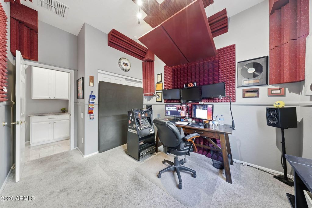 Image 45 of property listing at 42820 N LIVINGSTONE Way, Anthem, AZ 85086