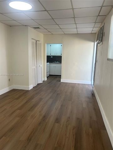 6614 SW 20th St, Miramar, FL 33023