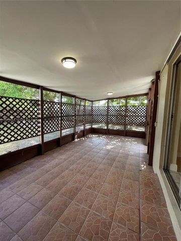 6614 SW 20th St, Miramar, FL 33023