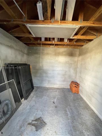 6614 SW 20th St, Miramar, FL 33023