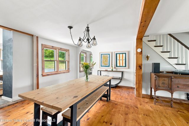 1152 New York 203, Austerlitz, NY 12017