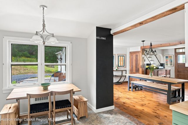 1152 New York 203, Austerlitz, NY 12017