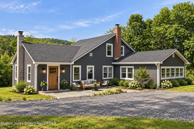 1152 New York 203, Austerlitz, NY 12017