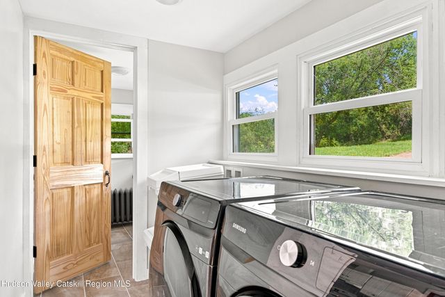 1152 New York 203, Austerlitz, NY 12017