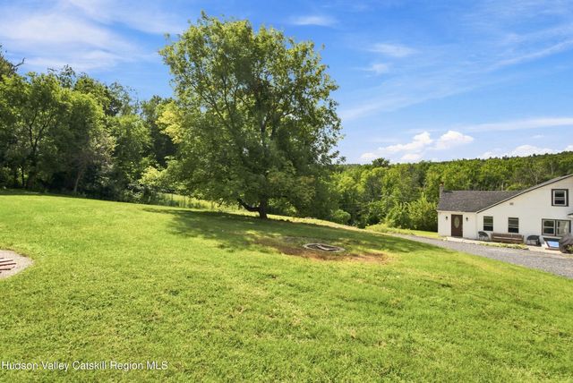1152 New York 203, Austerlitz, NY 12017