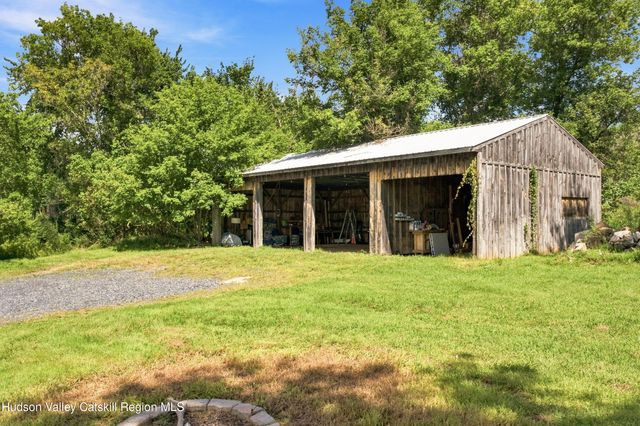 1152 New York 203, Austerlitz, NY 12017