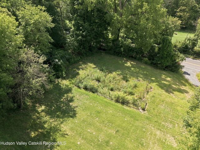 1152 New York 203, Austerlitz, NY 12017