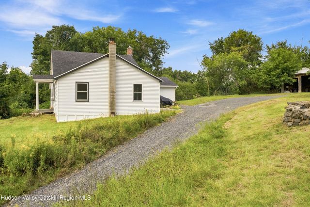 1152 New York 203, Austerlitz, NY 12017